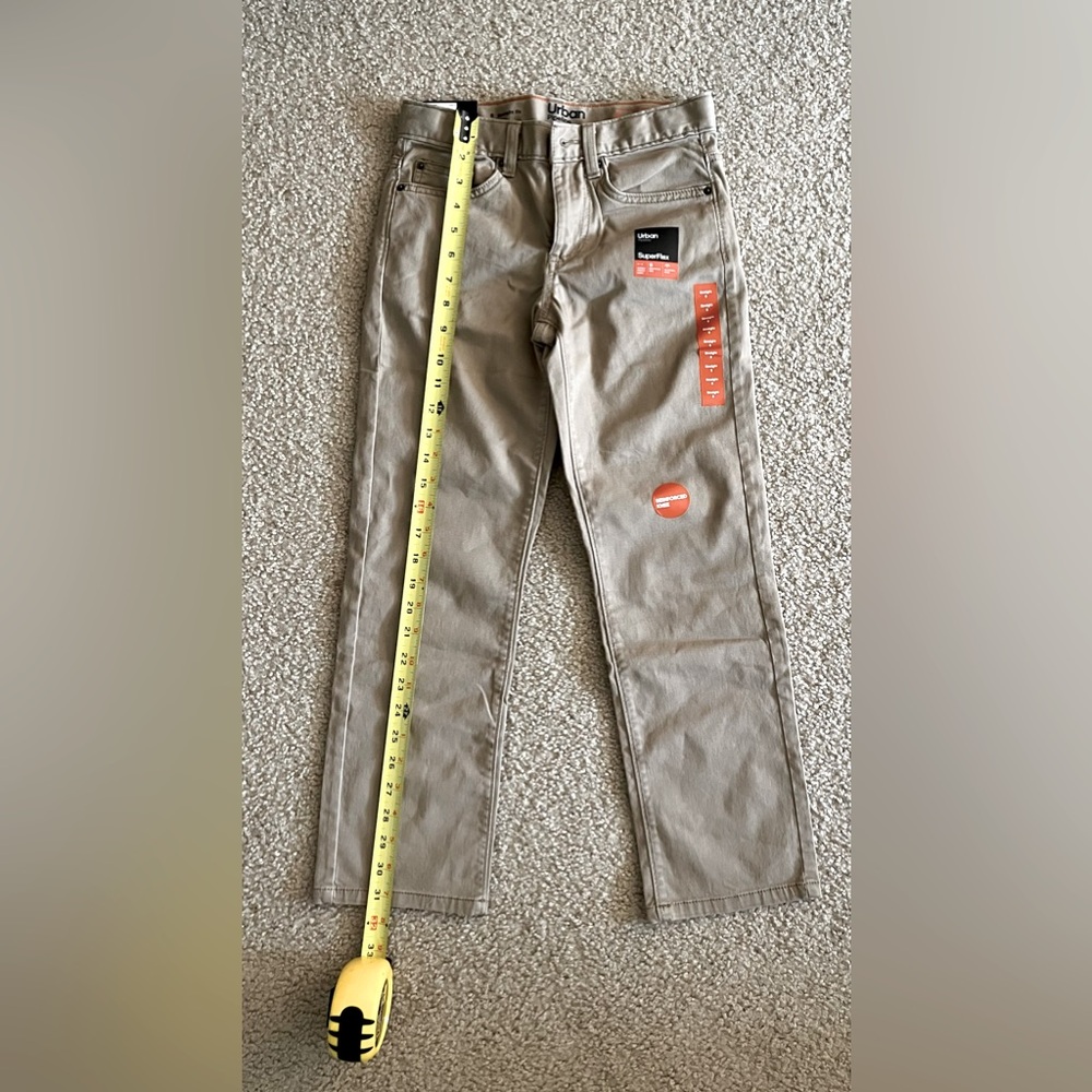 NWT Boys Urban Pipeline Khaki Pants Straight Leg Size 8